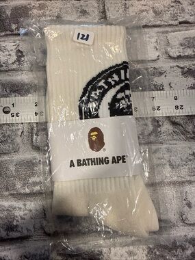 BAPE A Bathing Ape Head White Crew Socks - Circle Logo